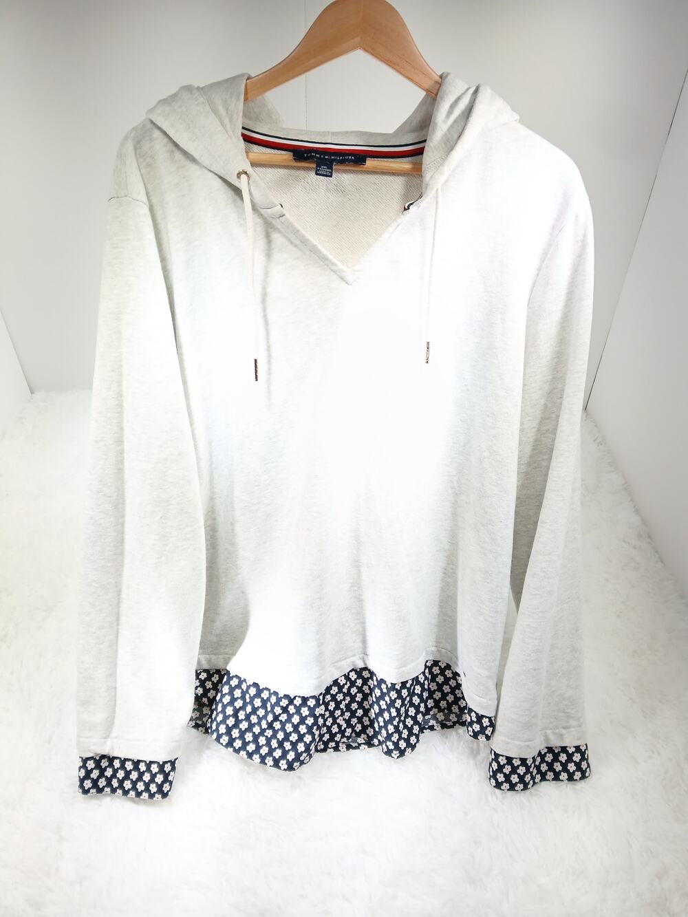 Tommy Hilfiger Light Gray V-Neck Hoodie with Floral Trim- Size 2XL